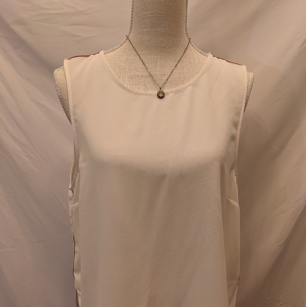 *2/$5 SALE!* White Shell with Pink Piping - Size XL